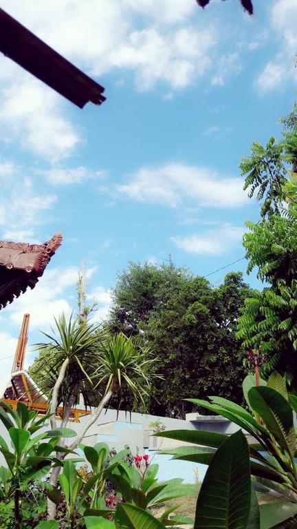 Lembah Bhucarya Hotel Lembongan Exterior foto