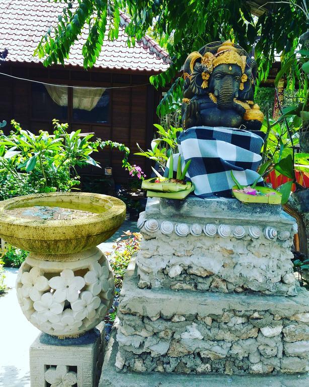 Lembah Bhucarya Hotel Lembongan Exterior foto