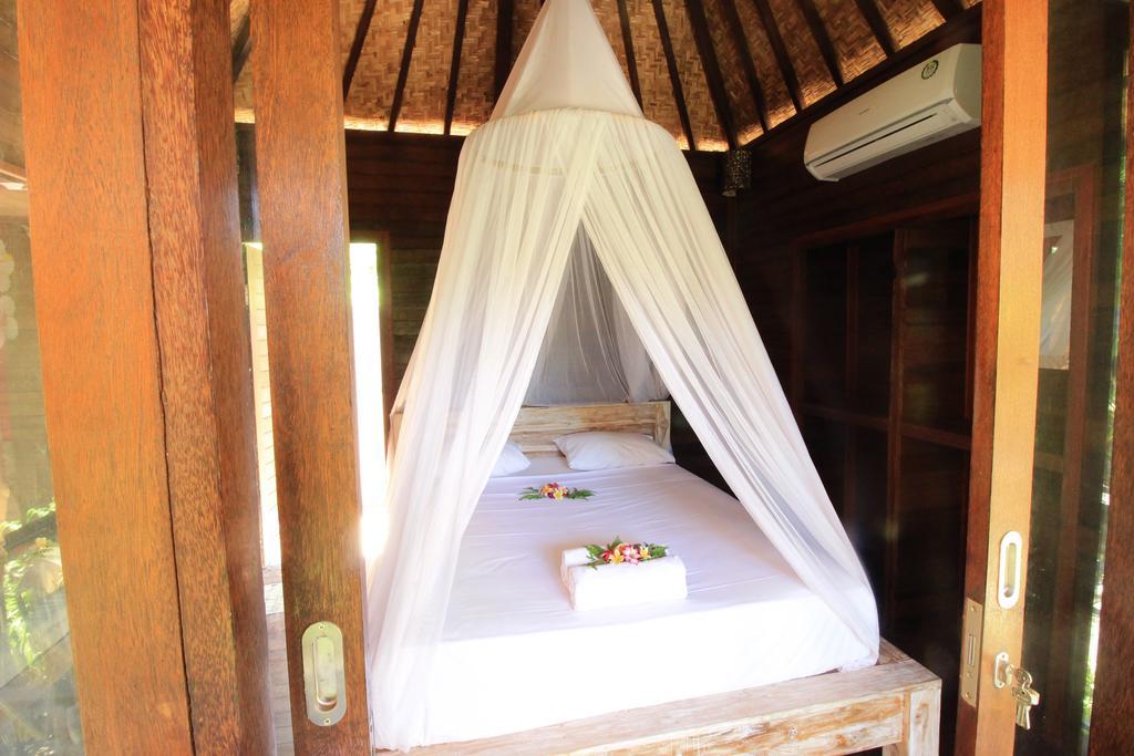 Lembah Bhucarya Hotel Lembongan Exterior foto